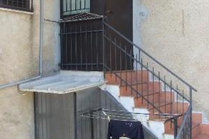 Appartamento con terreno agricolo