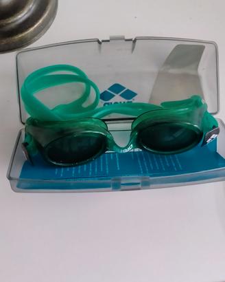 occhialini da piscina 