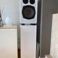 Canton Fonum 90 più stand custom dedicati.