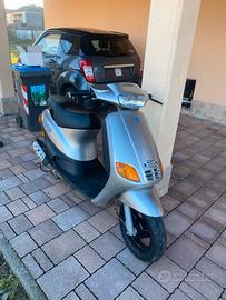 Piaggio Zip Fast Rider