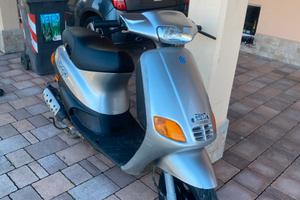 Piaggio Zip Fast Rider