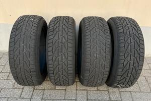 4 Gomme invernali 205/55 R16 94H M&S usate