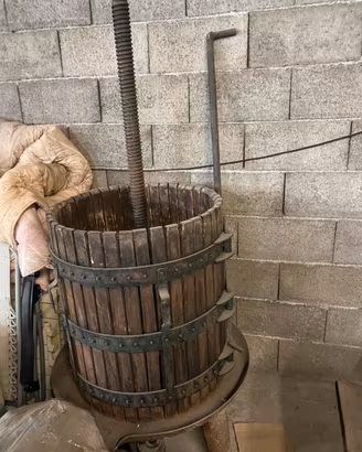 Torchio per vino