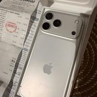 iPhone 17 pro max 256gb BIANCO CON KASKO E FURTO