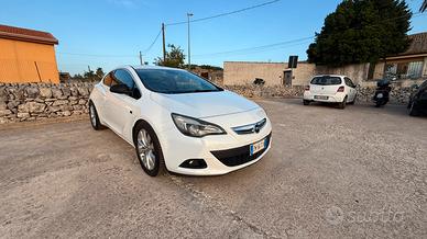 Opel Astra GTC 1.7 cdti 130cv
