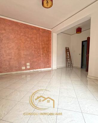 Piano primo a Giarre con ampio terrazzo