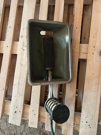 Lampade per riscaldamento avicoli