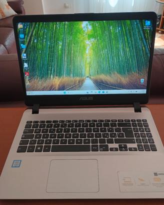 Pc portatile Asus veloce e scattante 