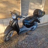 Aprilia Scarabeo 125