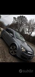 Opel Astra H