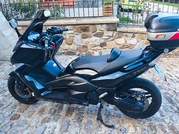 Yamaha Tmax