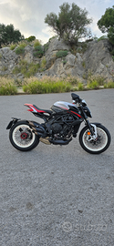 Mv agusta dragster 800 rr