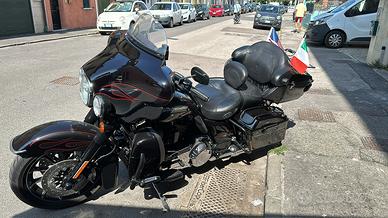 Harley Davidson cvo 2011 ultra classic (Raro)