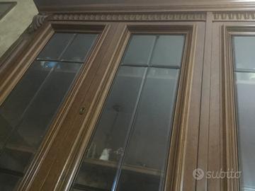 Sala da pranzo completa