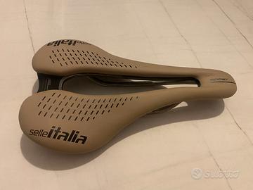 Selle italia Gravel SLR boost superflow L3 Beige