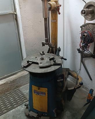 Artiglio Corghi smontagomme vintage