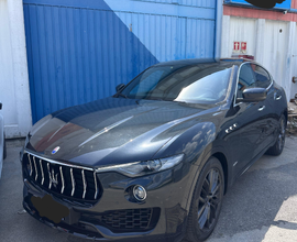 Maserati levante motore nuovo