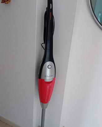 aspirapolvere/scopa alettrica electrolux