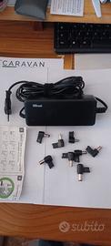 alimentatore universale laptop