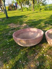 Vasi in cemento colorato