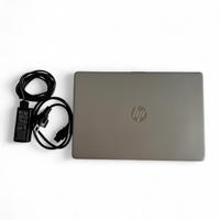 HP Laptop 15” AMD Ryzen 5 – Perfetto stato