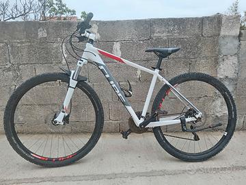 Mtb 29 cube white