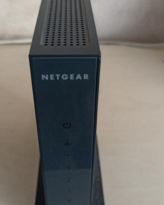 Router Netgear WNR2000 v2