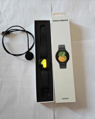 Samsung Galaxy Watch 5 da 40mm trattabile