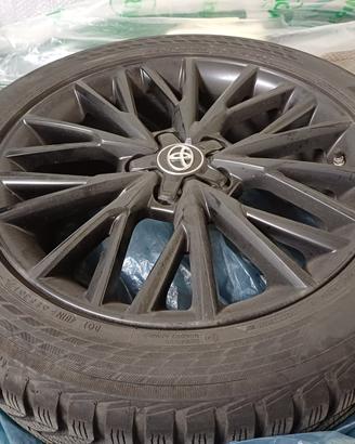 CERCHI E PNEUMATICI INVERNALI TOYOTA CHR