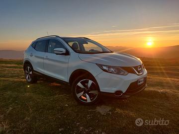 Nissan Qashqai+2
N-Connecta full optional 2016