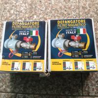 Due pezzi come da foto nuovi