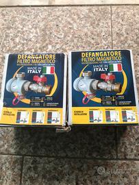 Due pezzi come da foto nuovi