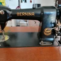 macchina da cucire con mobile