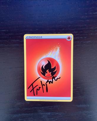 Carta pokemon firmata da federic