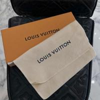 monegram Louis Vuitton 