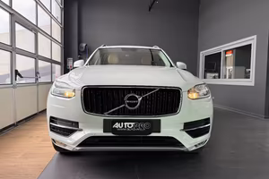 VOLVO XC90 D5 AWD Geartronic 7 posti Momentum