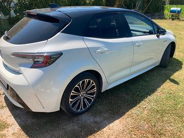 Toyota Corolla Style 1.8 hybrid