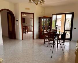 villa con giardino rif 32908