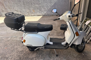 Vespa cosa 125 anno 1988