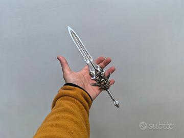 Spada dell'olimpo di Kratos in God of war replica