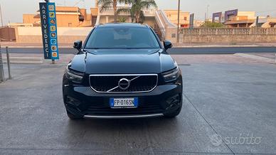 VOLVO XC40 D3 Momentum