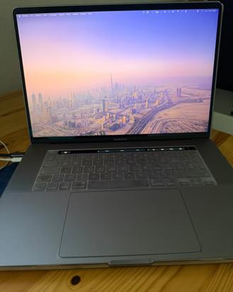 MacBook Pro 16" i9 (2019) Top - 32GB RAM / 2TB SSD