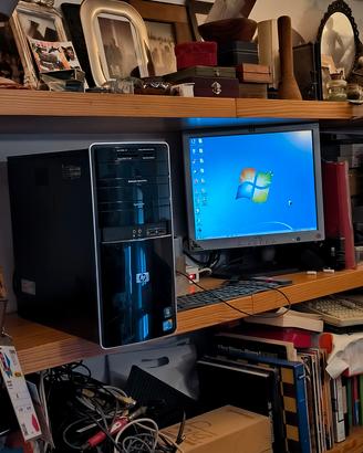 PC HP TOVER COMPLETO DI MONITOR HP FUNZIONANTE