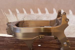 Telaio uso pista vtr sp1 sp2 permuto con targato