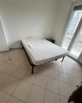 Mobili, arredamento, letti