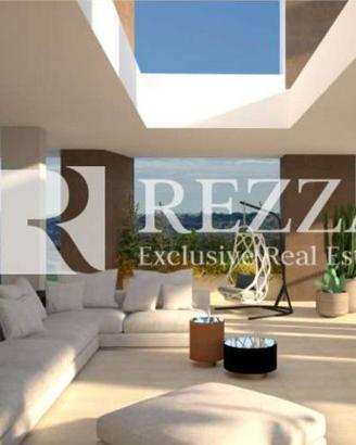 Appartamento di 112 m² con 3 locali e box auto a R