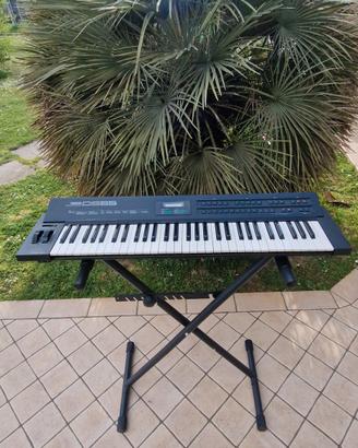Yamaha DS55 synth vintage anni '80 + custodia rigi