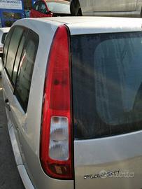 Fanale posteriore sinistro FORD FUSION del 2006