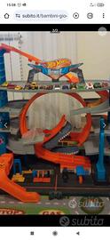 Pista garage hot wheels