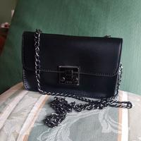 Borsa piccola nera a tracolla / vita